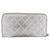 CHANEL Cartera Larga Matelassé de Piel de Cordero Silver CC - vista 3