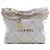 Borsa Chanel 22 Small in vitello lucido matelassé bianco con catena