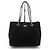 Prada Gesteppte Nylon-Schultertasche mit Kette - Ansicht 3