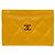 Chanel Tarjetero cartera de piel caviar amarilla