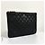 Chanel Borsa a Pochette Classic Caviar Black Medium - vista 3