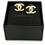 Chanel Orecchini Classic con logo CC tono oro Years