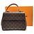 Louis Vuitton Monogram Cluny BB Marrón - vista 9