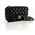 Chanel Borsa a tracolla e spalla con patta in vernice e catena