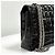 Chanel Borsa a Tracolla in Vernice con Catena Nera - vista 12