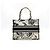 Christian Dior Book Embroidered Canvas Medium - vista 2