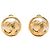 Orecchini a clip rotondi Chanel Gold CC placcati oro con perle finte