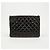 Chanel Clutch in pelle d'agnello matelassé nera con perle CC - vista 3