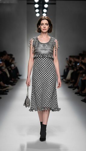 Look Chanel, Prada