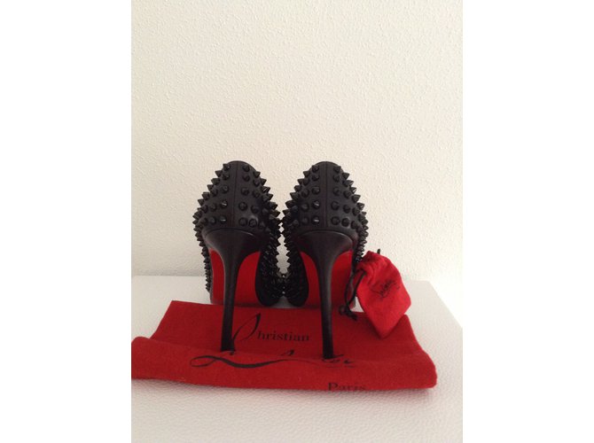 louboutin saint honoré