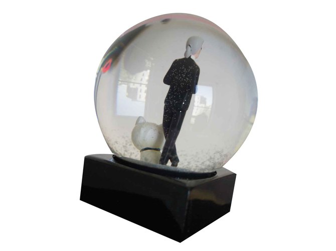 Karl Lagerfeld Boule à neige Verre Multicolore ref.19872 - Joli Closet