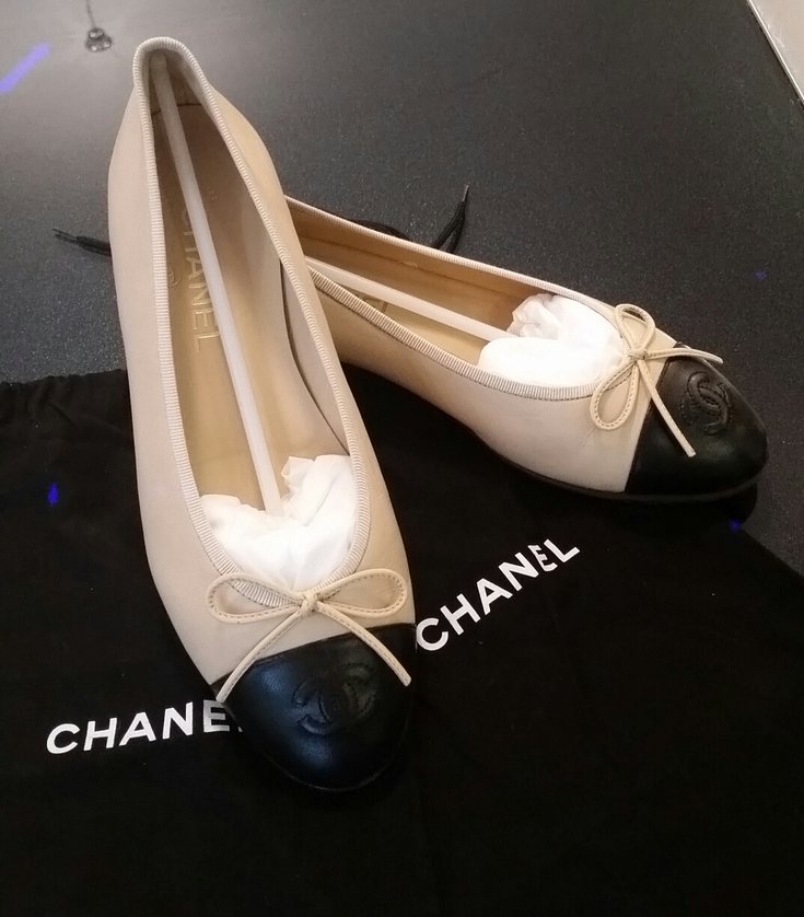 Chanel Beige Schwarz Zweifarbige Ballerinas Leder Ref Joli Closet