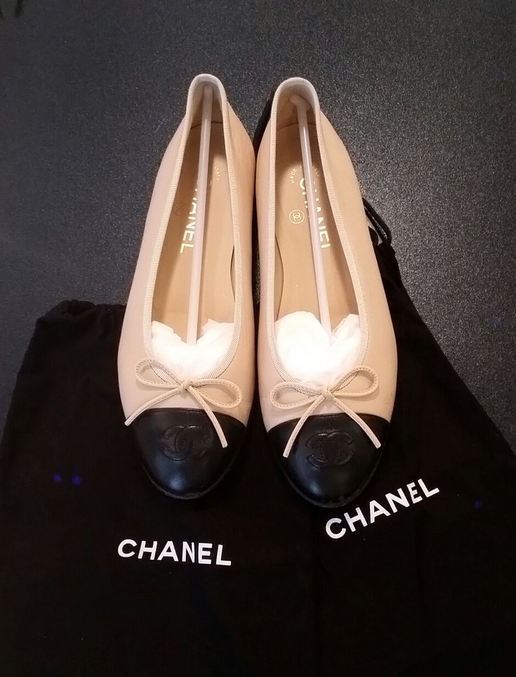 Chanel Beige / Schwarz Zweifarbige Ballerinas Leder Ref.30380 - Joli Closet