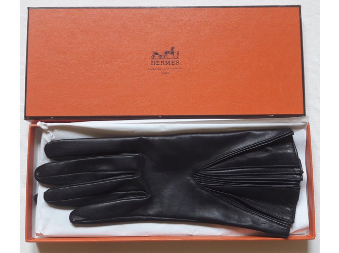 Gants femme cuir noir caresse by Superbe Driving Gloves, taille 6
