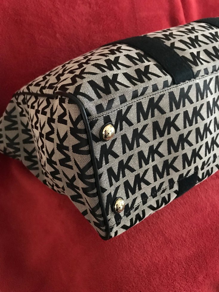 Michael Kors MK Signature Weekend / Travel / Gym Bag - BLACK LOGO - XL ...