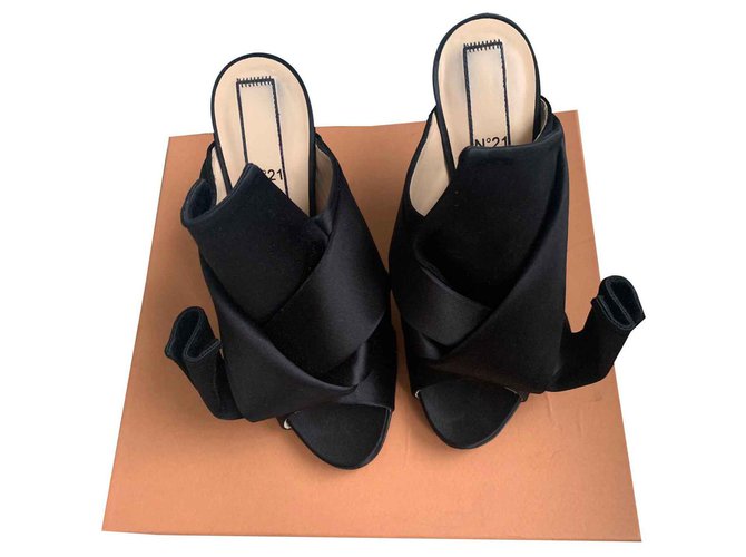 black flat mules with bow