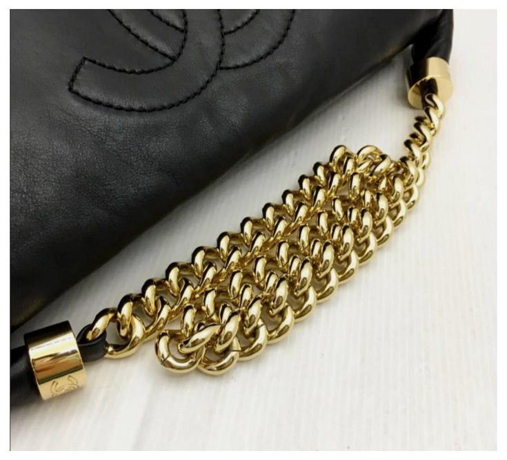 Chanel gold chain shoulder leather bag Black ref.162385 - Joli Closet