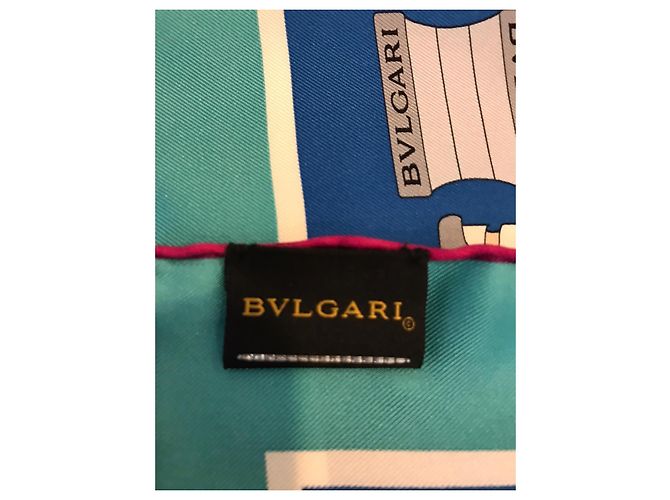 Foulard Vintage BULGARI En Soie 100% - 87x88 Cm - Bleu Pâle - Foulard Carré Ou Bandana - Occasion