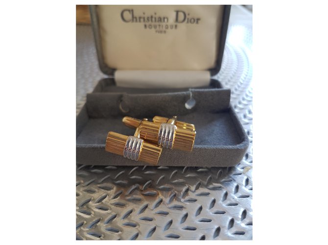 Christian Dior Cufflinks Golden Goldplated ref.198106 Joli Closet
