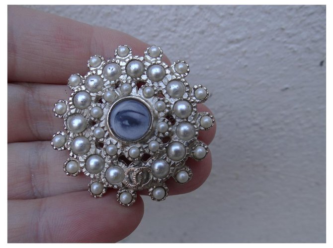 Broche Pendante Argentée Avec Turquoise – Occasion, Bijou Fantaisie | Style Vintage Ou Bohème