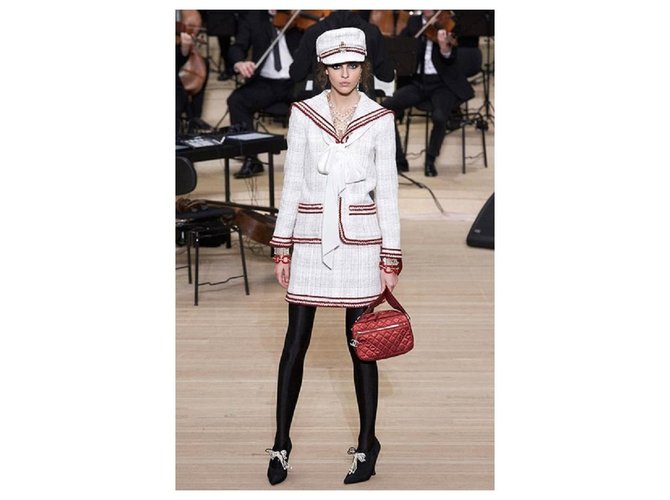 Chanel Hats White Tweed ref.273862 Joli Closet