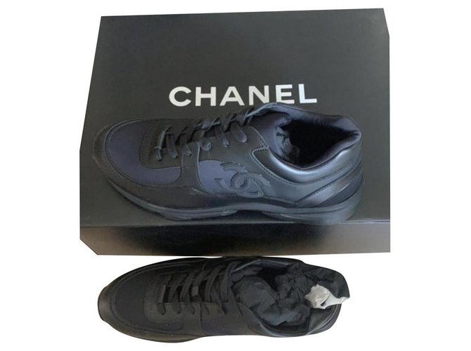 Sneakers full black Chanel Uniform Lambskin ref.305002 Joli Closet