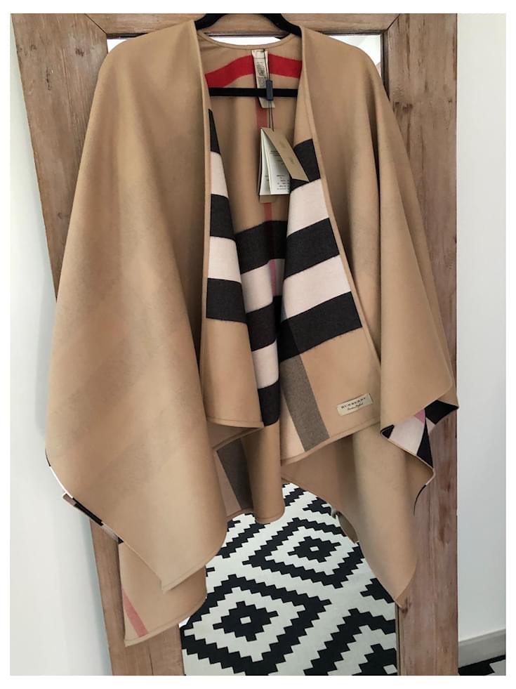 Burberry - Burberry, NEW REVERSIBLE CHARLOTTE BURBERRY PONCHO CAPE WITH ...