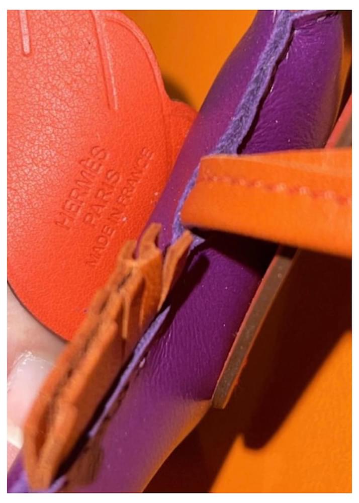 Hermès Bag charms Purple Leather ref.427367 - Joli Closet