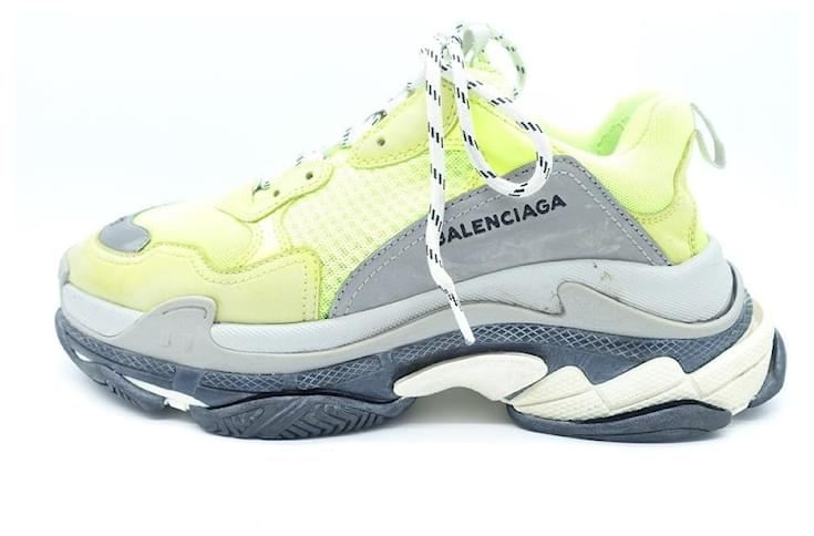 balenciaga triple s jaune