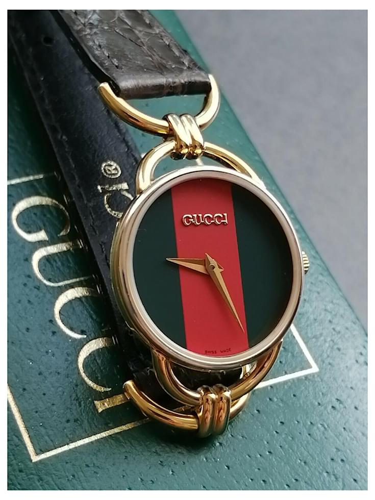gucci 6000.2.L Ladies Wristwatch Golden Gold-plated ref.497480 - Joli ...