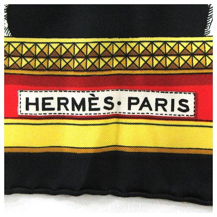 Hermès HERMES CARRE Multiple colors Silk ref.503324 - Joli Closet