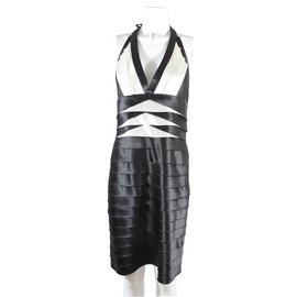 Bcbg Max Azria Kleid Schwarz Weiß aus Polyester Schwarz Weiß