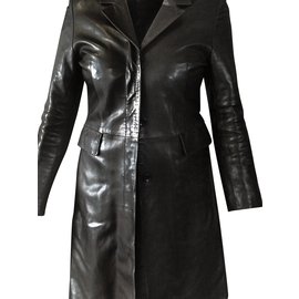 Ventcouvert Black Lambskin Leather Coat Black