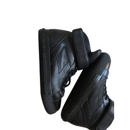 Prada-zapatillas-Negro
