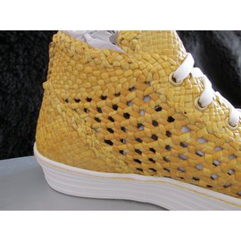 Autre Marque-Sneakers-Yellow