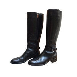Tod's-Boots-Black