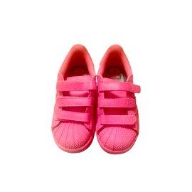 Adidas-Sneakers-Pink