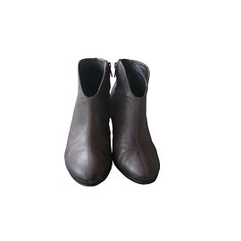 Autre Marque VIC MATIE Leather Ankle Boots Taupe 38 Light brown