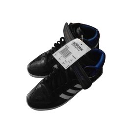 Adidas-scarpe da ginnastica-Nero