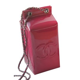 Chanel-Handbags-Pink
