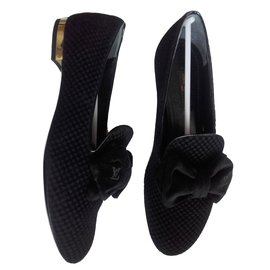 Louis Vuitton-Flats-Black