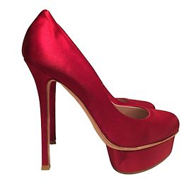 Saltos Le Silla Vermelhos de Couro e Cetim Vermelho