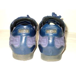 Fendi-Sneakers-Blue