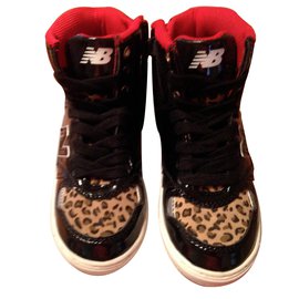 New Balance-Sneakers-Leopard print