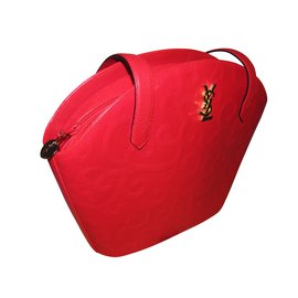 Yves Saint Laurent arabesque Rouge