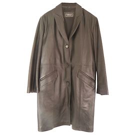 Abrigo de cuero negro Versace Jeans Couture Negro