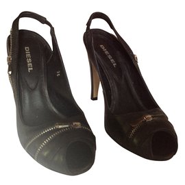 Diesel Heels Black