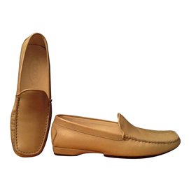 Tod's-Flats-Beige