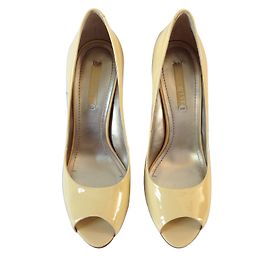 Nine West Heels Yellow
