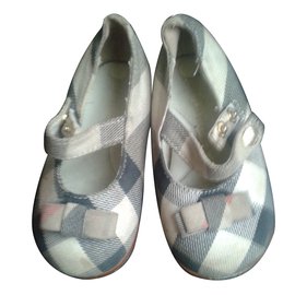 Burberry-Ballet flats-Beige